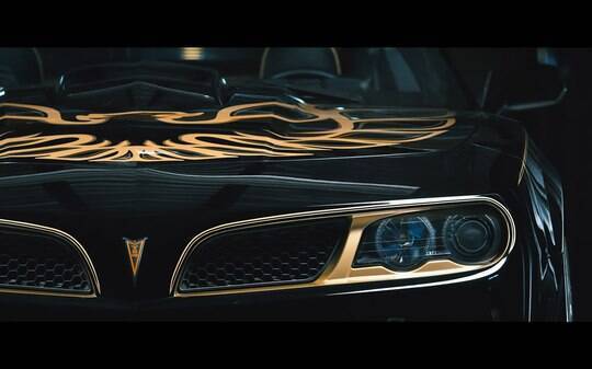 O Pontiac Firebird Trans Am 1977 esta de volta. E com muita raiva.