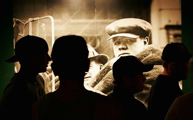 Exposição sobre Babe Ruth, em foto de julho de 2005. Número do atleta foi aposentado pelo New York Yankees