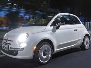 Fiat 500 Cabrio, o italiano charmoso