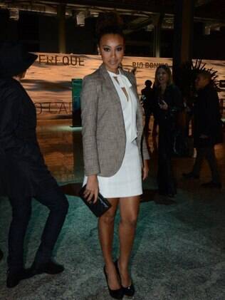 Sheron Mennezes prestigia o Fashion Rio