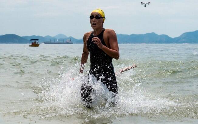 Poliana Okimoto foi bronze na maratona aquática do Rio de Janeiro