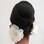 A noiva não deve esquecer de levar o adereço que pretende usar no casamento no dia da prova de cabelo. Foto: Divulgação/L'officiel III