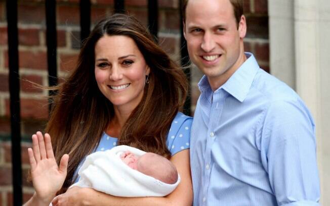 Kate Middleton, Príncipe William e o filho, Sua Alteza Real Príncipe George de Cambridge, como será conhecido