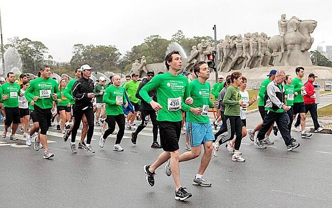 Primeira edição da Corrida e Caminhada Saúde do Homem aconteceu em 2011