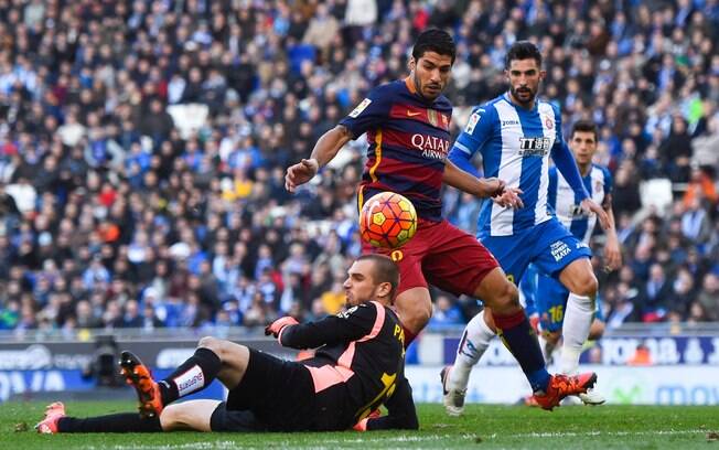 Barcelona teve dificuldades contra o Espanyol, dentro e fora de campo