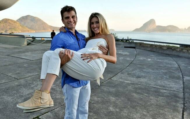 Leticia e Marcelo: pedido de casamento feito no Taiti