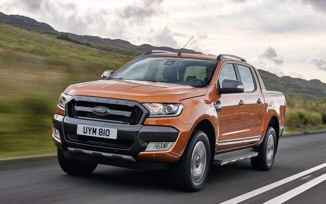 A picape Ford Ranger Wildtrak ganha itens de apelo aventureiro. A marca diz que não vai vender por aqui%2C mas nada impede que estejam apenas medindo a aceitação do modelo.