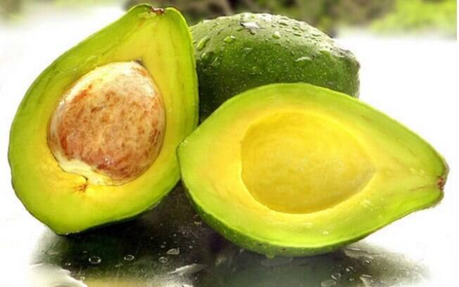 Abacate deve estar bem maduro para uma receita de guacamole saborosa