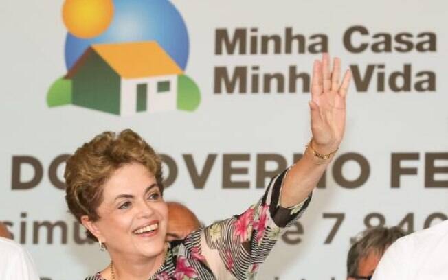 Durante evento, Dilma afirmou que sociedade precisa se engajar no combate ao Aedes aegypti