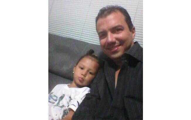 Gabriela e o pai Gabriela e o pai