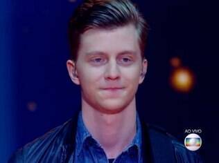 Gustavo Bertoni, vocalista da banda Scalene