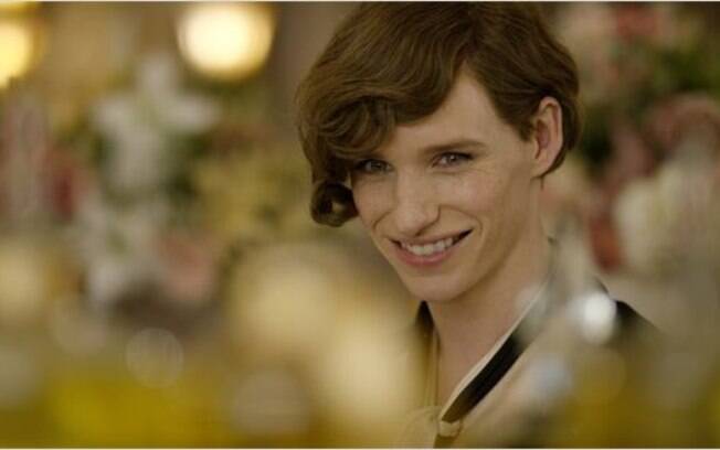 Eddie Redmayne captura com vigor desaparecimento de Einer Wegener em Lili