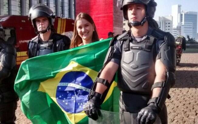 PM-SP afirma que a interção entre manifestantes e policiais é bem-vinda