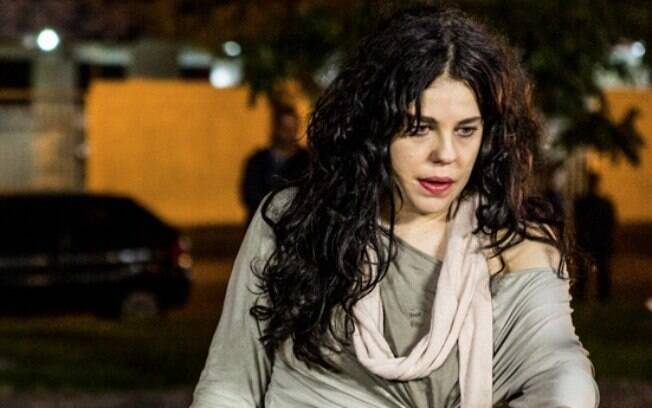 Bárbara Paz: para viver a bipolar Nelita a atriz precisou escurecer os cabelos