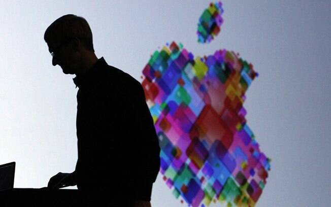 Tim Cook, em palestra no WWDC: edição 2013 pode ter novos MacBooks e nova versão do iOS