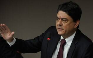PT prepara PEC para convocar novas eleições em caso de derrota no plenário