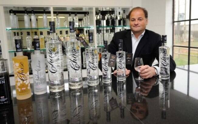 A vodka de William Chase, de 48 anos, agora é vendida em várias partes do mundo