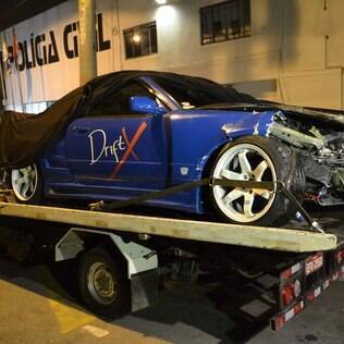 Fiuk se envolve em acidente de carro e deixa automóvel destruído