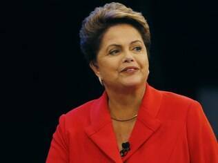 Dilma tenta conciliar interesses da base aliada e de setores que tradicionalmente apoiaram governos petistas