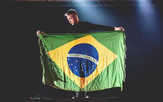 Imagem da apresentação do Major Lazer no Lollapalooza Brasil 2015