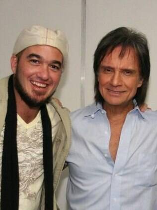Roberto Carlos com Alexandre Pessoal, filho de Erasmo Carlos