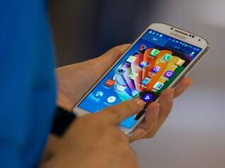 Smartphones devem impulsionar tráfego de dados da internet