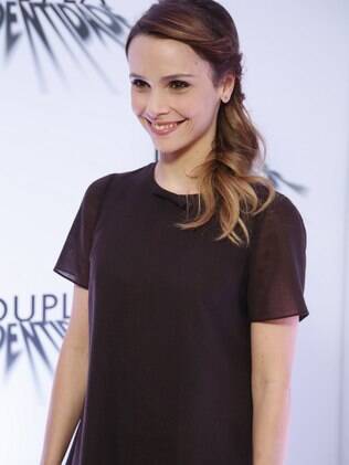 Débora Falabella durante lançamento da série