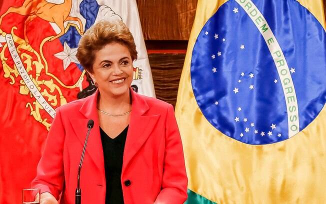 Presidente Dilma Rousseff durante evento com a presidente do Chile, Michelle Bachelet
