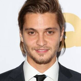 Luke Grimes estará no elenco da adaptação para o cinema do livro