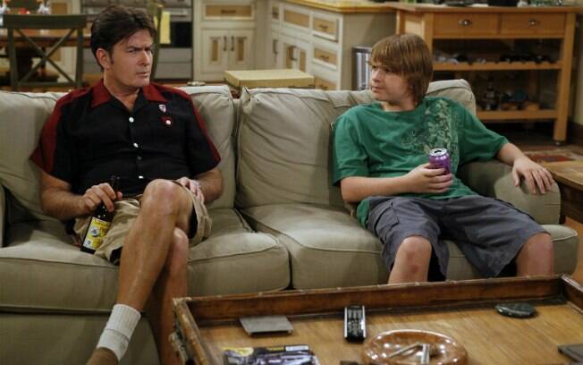 Films Et Séries Tv Avec Angus T. Jones Glee, 24 e GoT: relembre brigas e barracos que rolaram nos bastidores