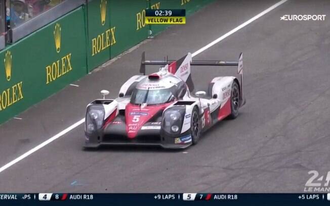 Na última volta, o Toyota TS050 pilotado por Kazuki Nakajima parou de funcionar, dando a vitória para a Porsche.