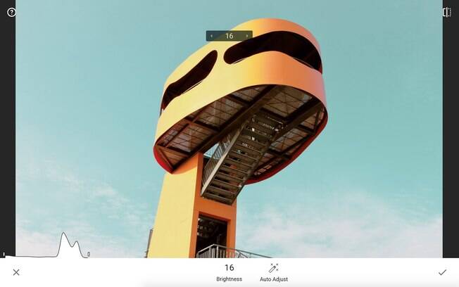 No Snapseed, edição é feita em forma de camadas para permitir ao usuário alterar qualquer item antes de salvar imagem