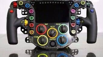 Porsche 919: Antigamente a direção era usada para virar o carro