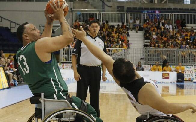 Brasil perdeu a semifinal do basquete em cadeira de rodas por 70 a 54 para o Canadá