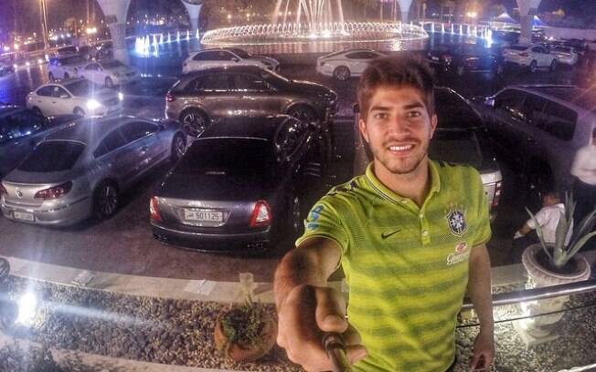 Lucas Silva em Doha com a seleção brasileira de base. Foto: Reprodução