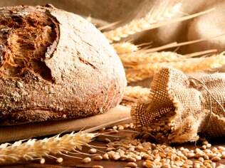 Alexandre Feldman defende que o pão integral industrializado deve ser evitado