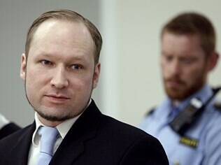 Anders Breivik, que matou 69 pessoas, admitiu treinar habilidades de tiro com videogames violentos