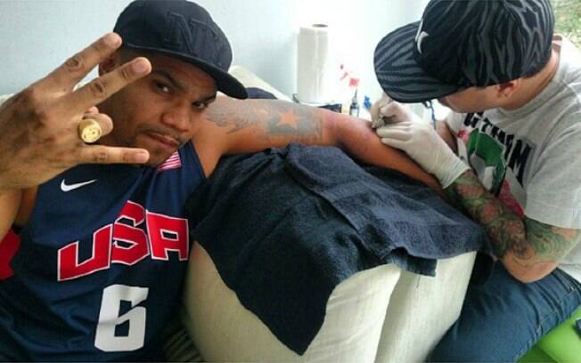 Naldo também fez uma homenagem para a mãe