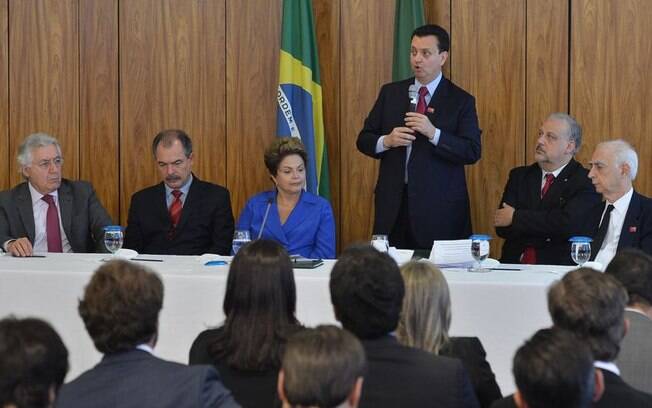 PSD reafirma apoio a Dilma e fará parte da base aliada do governo (nov/2014)