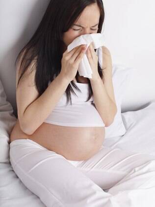Mães que receberam vacina durante a pandemia de H1N1 de 2009 e 2010 tiveram menos partos prematuros, óbitos fetais e recém-nascidos com tamanho inferior ao normal