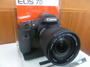 Câmeras Reflex, como o modelo EOS 7D, estão mais populares, diz Canon