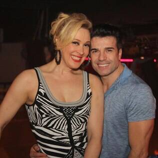 Claudia Raia e o namorado Jarbas Homem de Mello