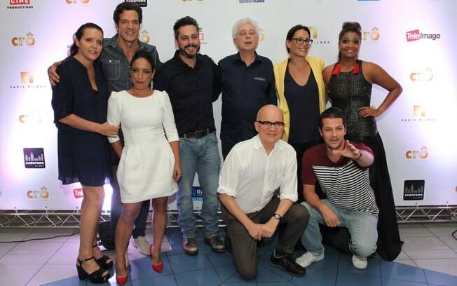 Marcelo Serrado lançou o filme 'Crô' nessa segunda-feira (11) na presença de famosos