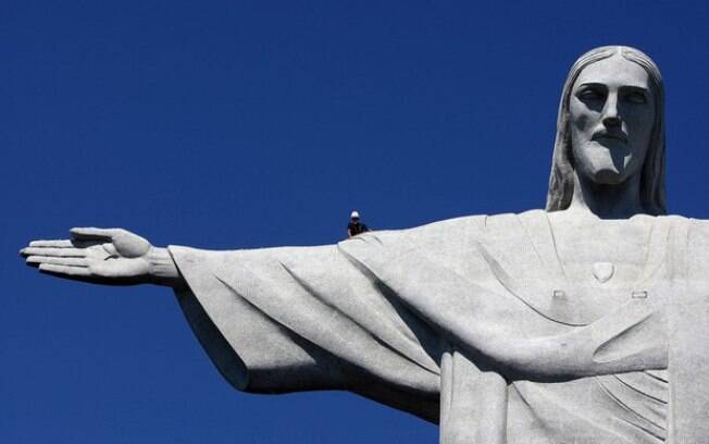 Cristo recebe cerca de t600 mil visitantes anualmente; autoridades veem monumento como possível alvo de ataques