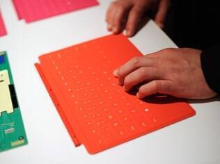 Capa que vira teclado é diferencial do Surface