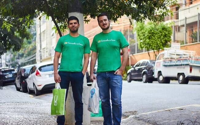 Ricardo Prelhaz, 26, e David Grant Russell, 28, fundadores da Carrinho em Casa, esperam atender 600 clientes esse ano e alcançar R$ 120 mil de faturamento