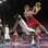 Kirilenko se choca com Varejão durante ataque russo. Foto: AP