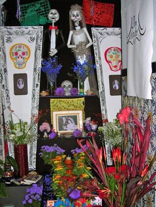O altar criado por Lourdes para a celebração do Dia dos Mortos deste ano