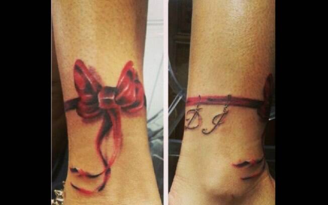 Viviane Araújo faz tatuagem para homenagear o pai 
