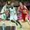 Alexey Shved parte para cima da marcação de Larry. Foto: Getty Images